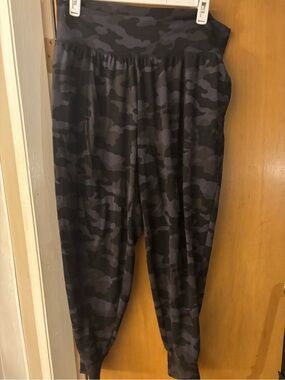 Ideology Black Camouflage joggers